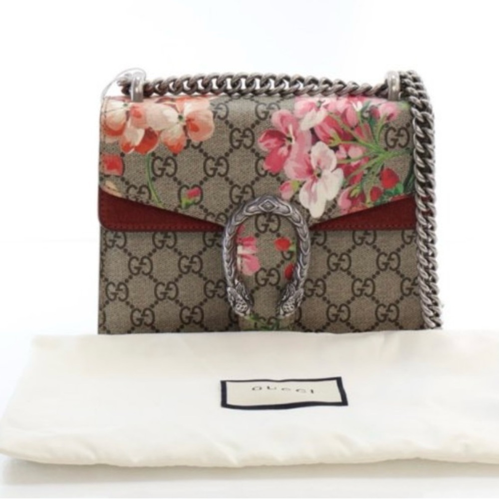 Gucci GG Supreme Floral Super Mini Dionysus Shoulder Bag in Beige and Pink